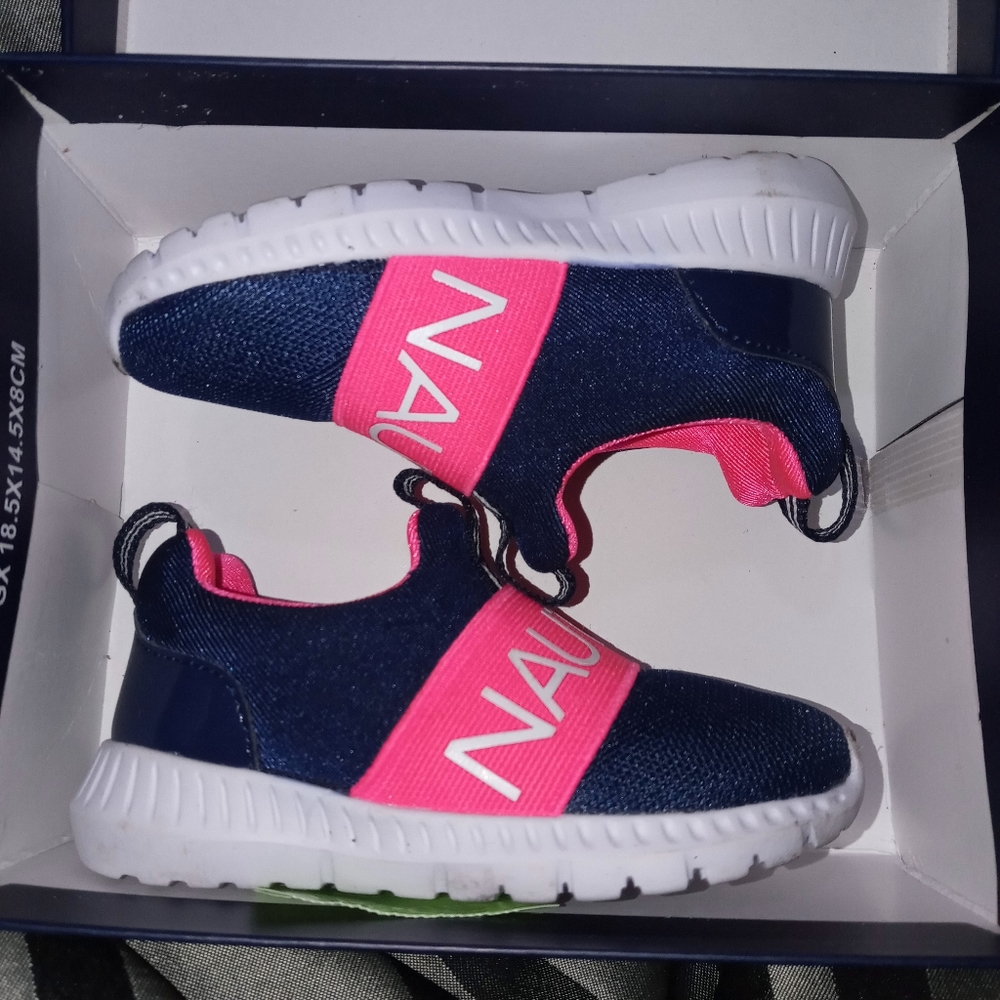 Nautica